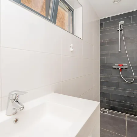 ホリデーパーク Nautic - Watervilla's Zuiderhoeve