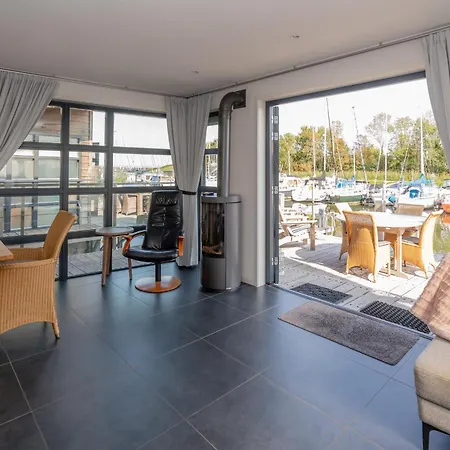 Nautic - Watervilla's Zuiderhoeve ホリデーパーク