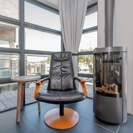 Nautic - Watervilla's Zuiderhoeve 4* De Heen