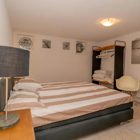 Nautic - Watervilla's Zuiderhoeve ホリデーパーク De Heen