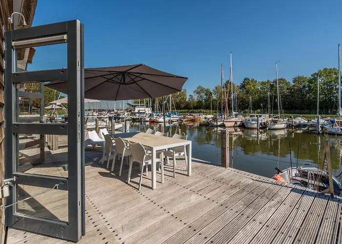 假日公园 Nautic - Watervilla's Zuiderhoeve 4*