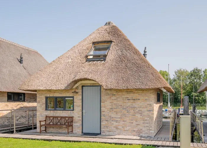 Nautic - Watervilla's Zuiderhoeve 4*