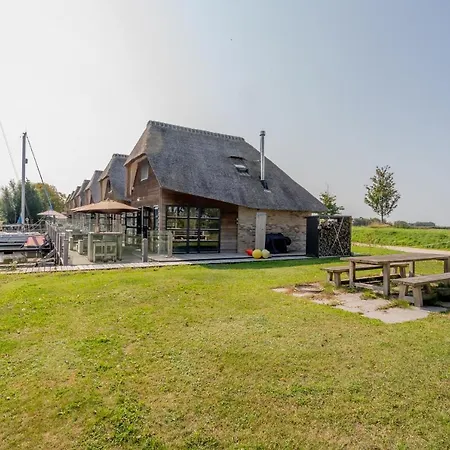Üdülőpark Nautic - Watervilla's Zuiderhoeve De Heen