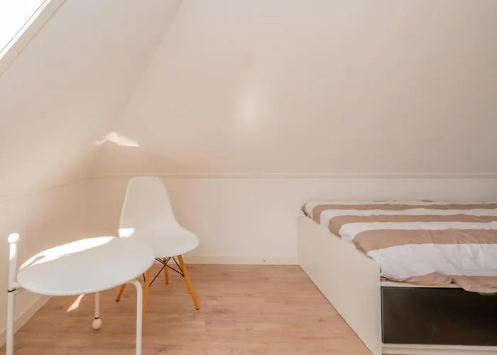 Nautic - Watervilla's Zuiderhoeve 4* De Heen