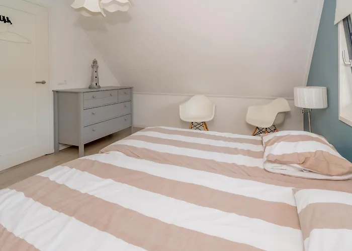 Nautic - Watervilla's Zuiderhoeve 4* De Heen