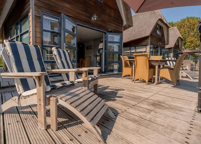 Nautic - Watervilla's Zuiderhoeve Semesterpark 4*